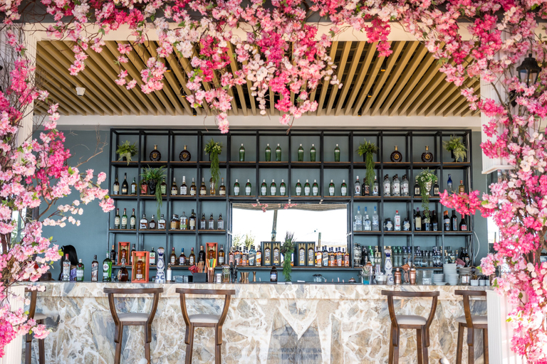 Food & Drinks 5, Riverside Garden Resort