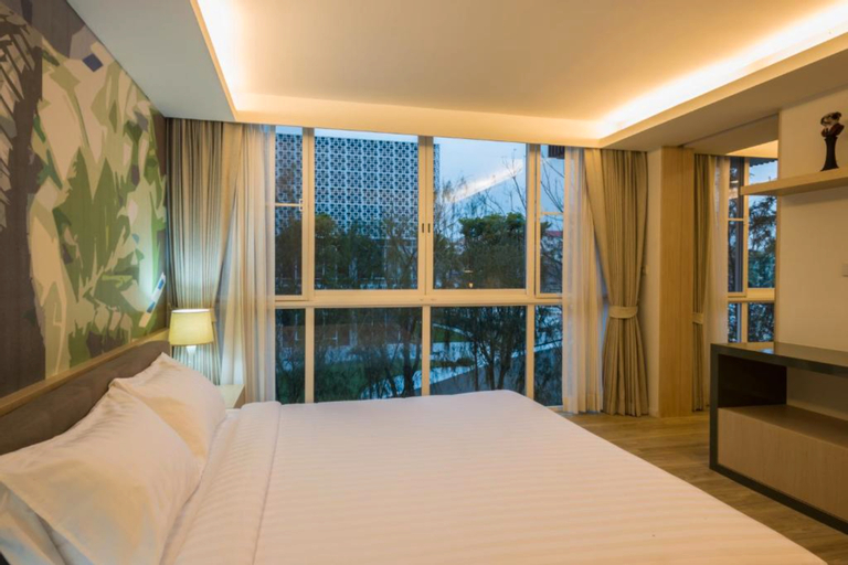 Bedroom 12