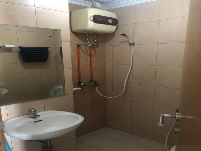 Bathroom 5, Margonda Residence 2 by d'Allesya Room, Depok