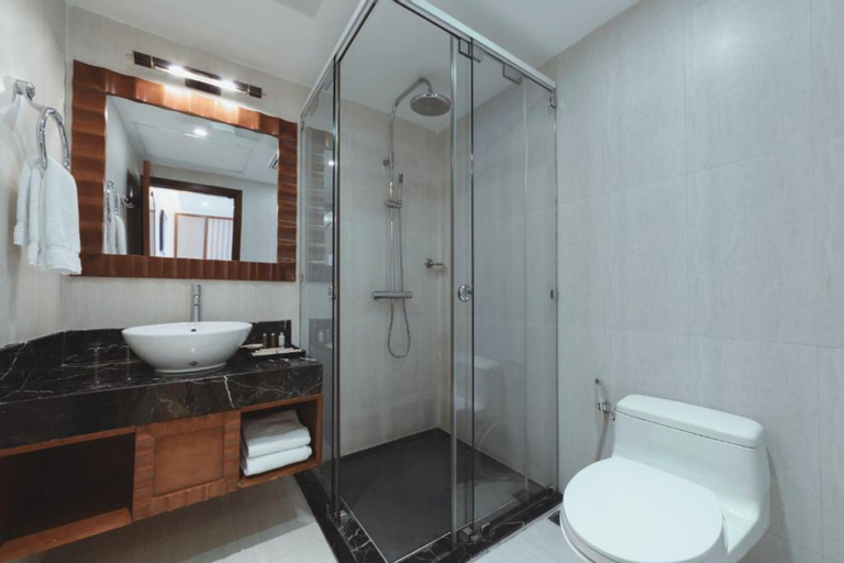 Bathroom 7