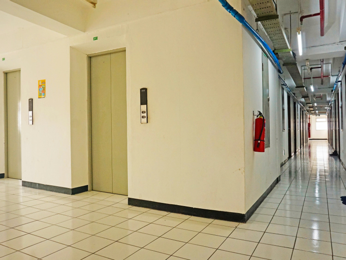 Public Area 3, OYO 91593 San San Rooms Apartment Gunung Putri Square, Bogor