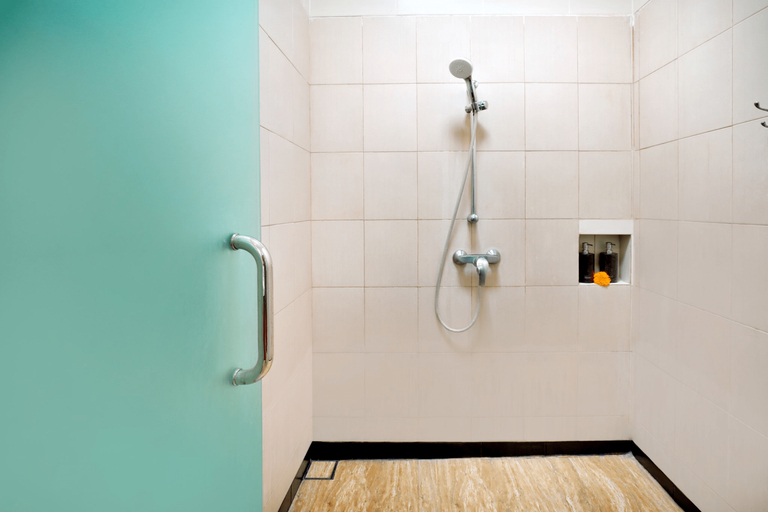 Bathroom 4