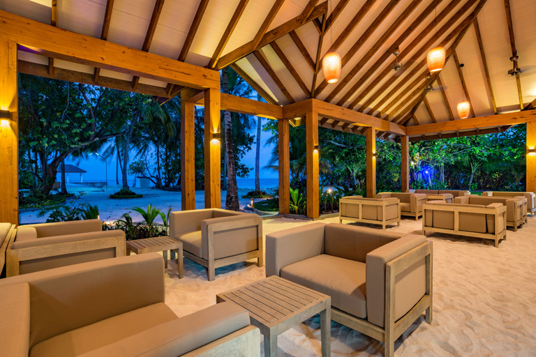 Public Area 5, Fiyavalhu Resort Maldives