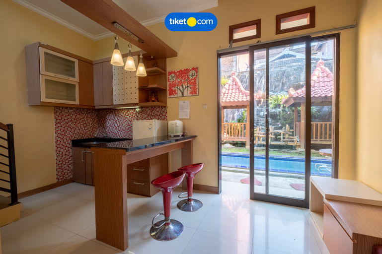 Others 4, Villa Grand Estate 3 Bedrrom, Malang