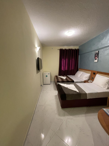 Bedroom 4, Mount Sina Hotel, Dubai