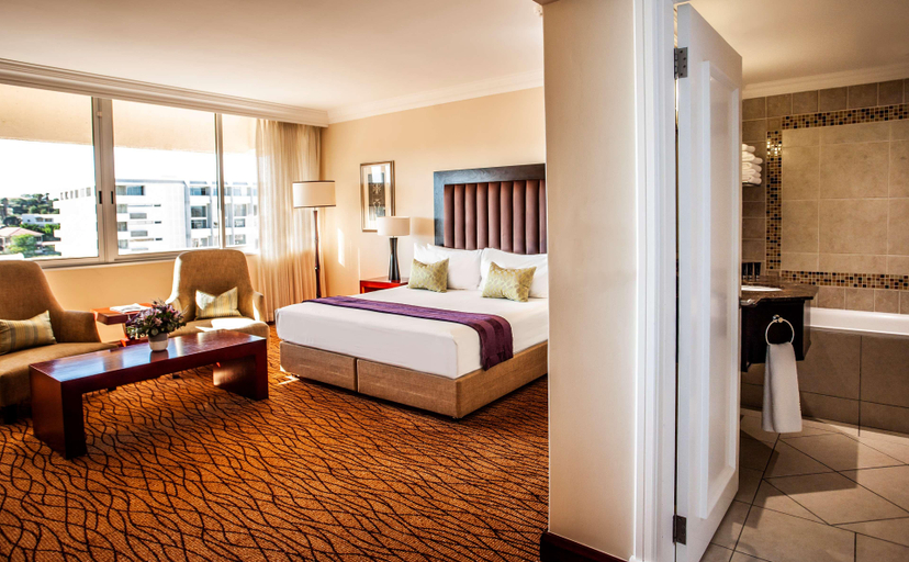 Bedroom 3, Avani Windhoek Hotel & Casino, Windhoek East
