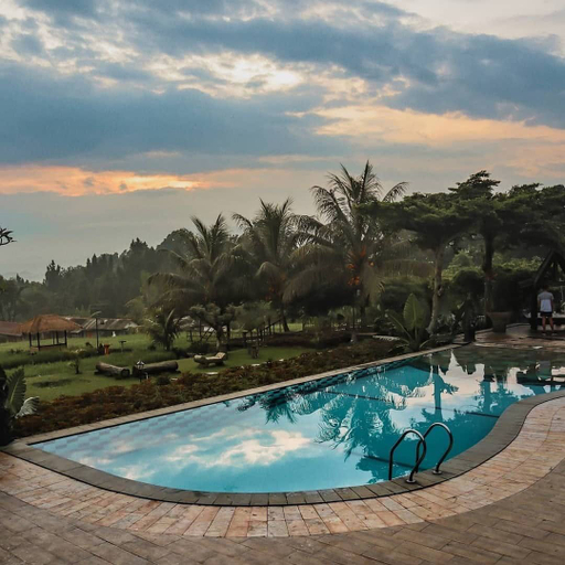 Sport & Beauty 3, Kampung Halaman Villas, Bogor