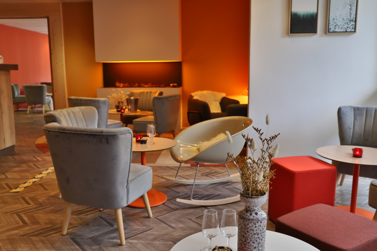 Public Area 3, SOWELL HOTELS Mont Blanc & Spa, Haute-Savoie