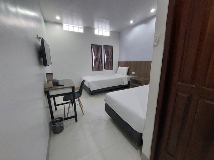 Bedroom 4, Pawan Bay Inn & Cafe, Ketapang