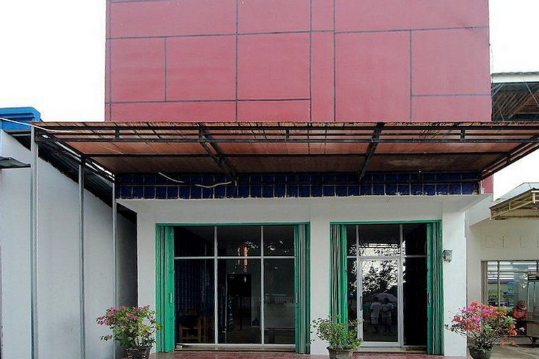 Exterior & Views 2, RedDoorz Syariah near Universitas Bengkulu, Bengkulu