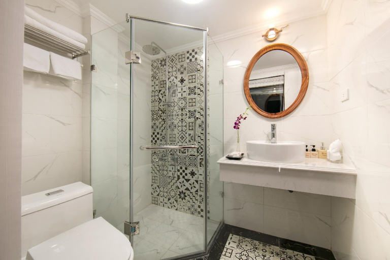 Bathroom 5, Hanoi Sunshine Hotel, Hoàn Kiếm