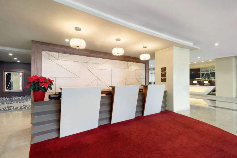 Public Area 5, Ramada Plaza by Wyndham Craiova, Craiova