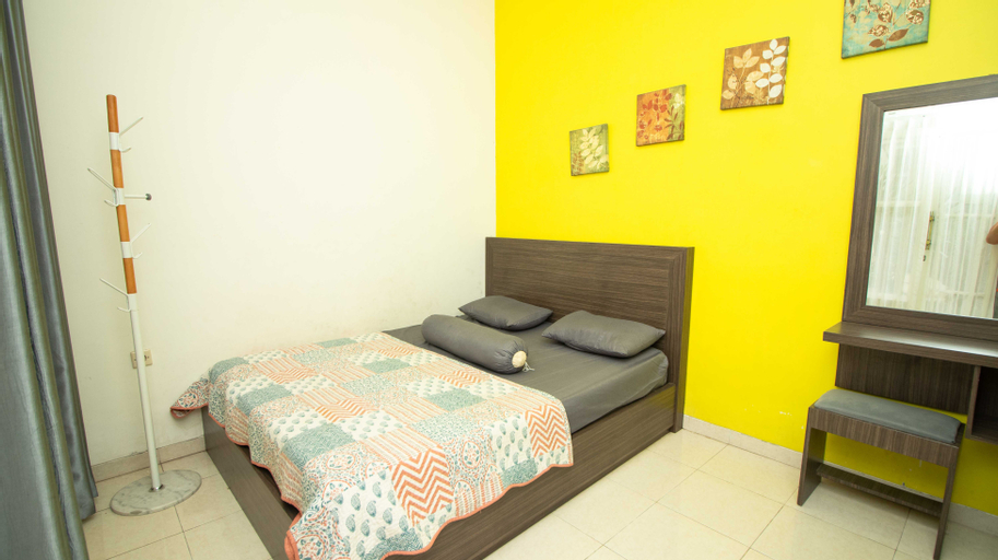 Villa Lima Dara | Balcony Mountain View, Batu