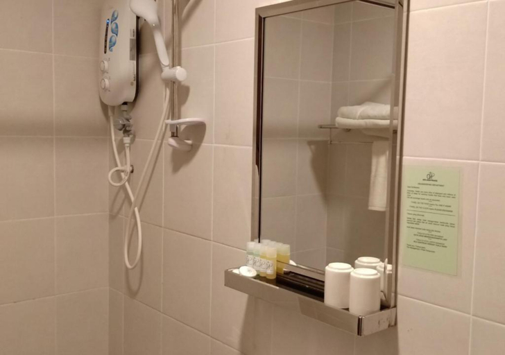 Bathroom, Hotel Desaru Penawar, Kota Tinggi