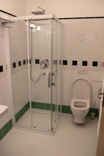 Bathroom, Hotel U Parku, Beroun
