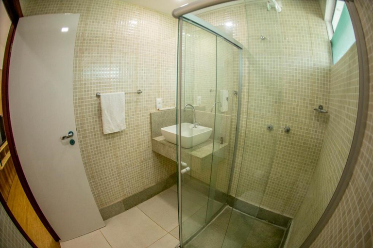 Bathroom, Donzela de Rocas, Fernando de Noronha