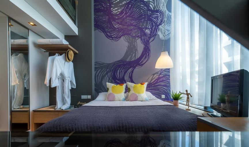 Bedroom 24