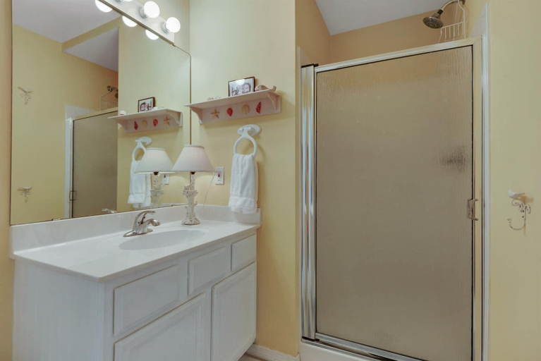 Bathroom 3, Best Nest, Okaloosa