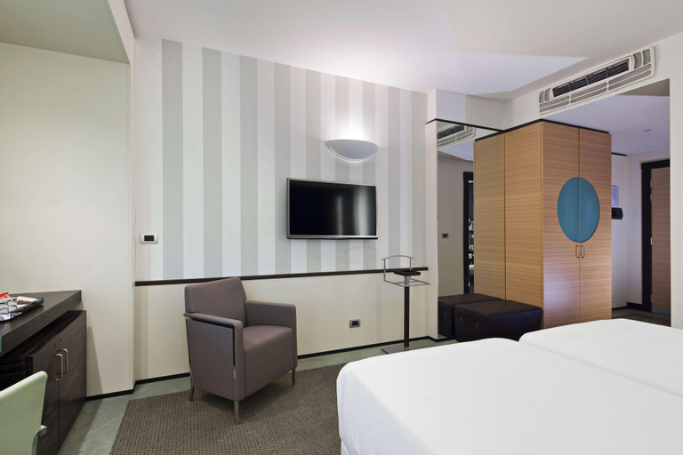 Bedroom 22