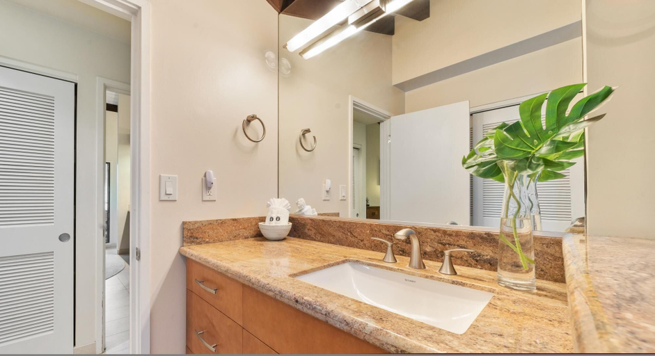 Bathroom 5, Wailea Ekolu Village - CoralTree Residence Collection, Maui