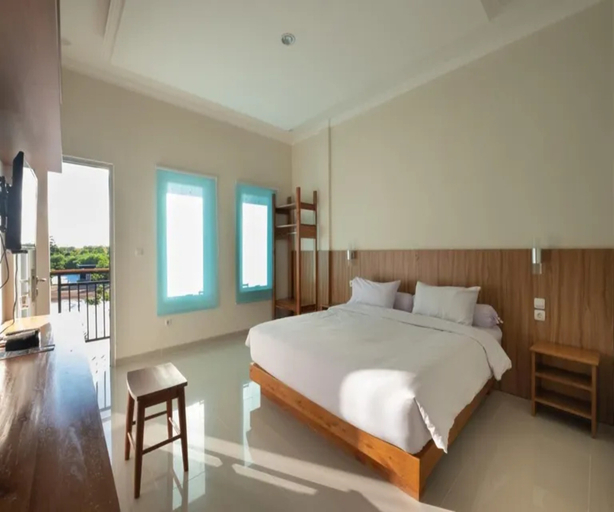 Kelayang Beach Hotel - Tap to explore photos