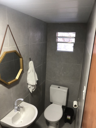 Bathroom 3, Pousada Viana, Garanhuns