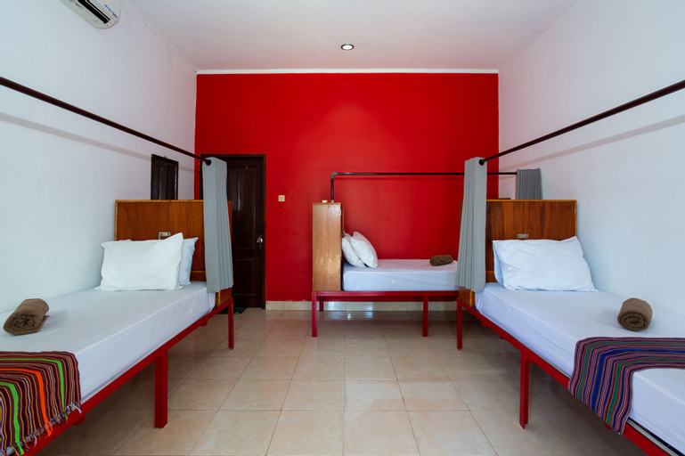 Bedroom 18