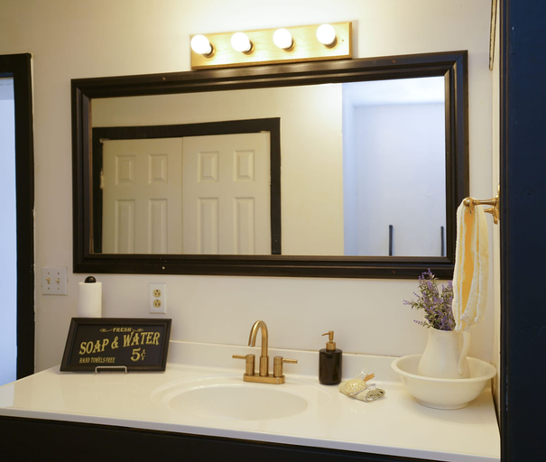 Bathroom, Nicura Ranch Inn & Stables, Madison