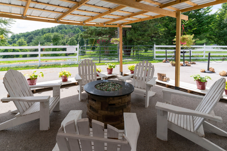 Others 1, Nicura Ranch Inn & Stables, Madison