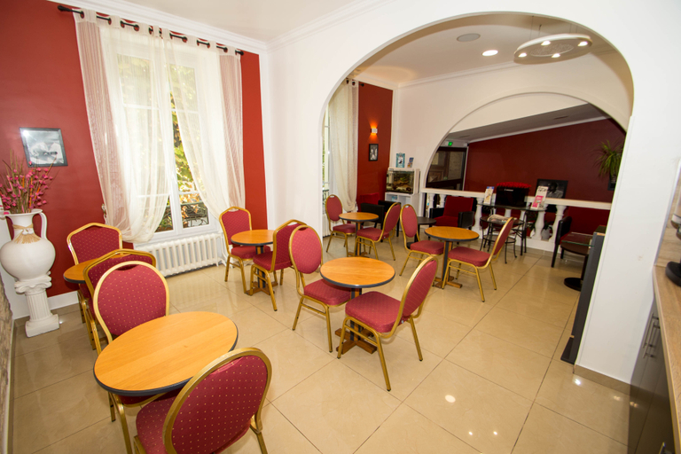 Food & Drinks 5, Hôtel Parisien, Alpes-Maritimes