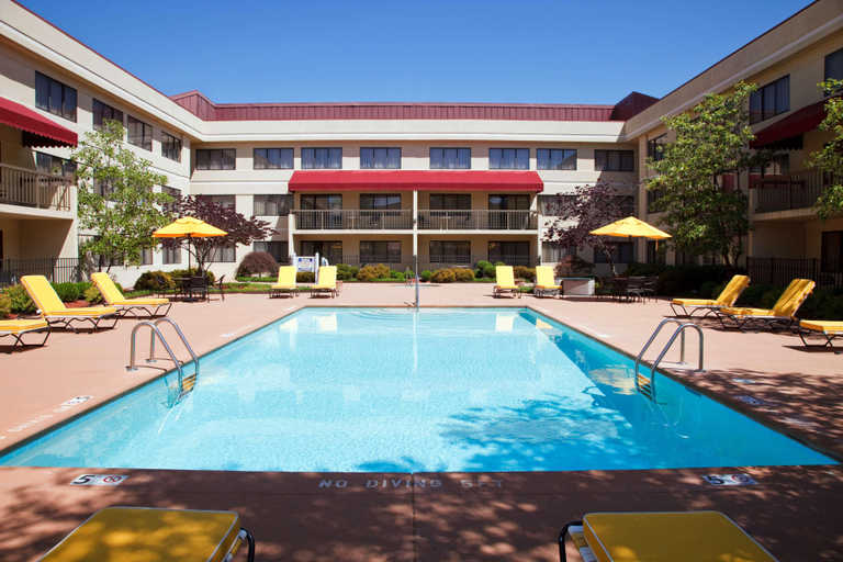 Sport & Beauty 2, DoubleTree Suites by Hilton Cincinnati - Blue Ash, Hamilton