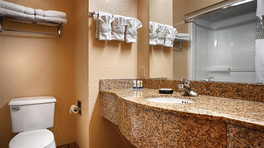 Bathroom 4, Best Western Plus Fredericksburg, Gillespie