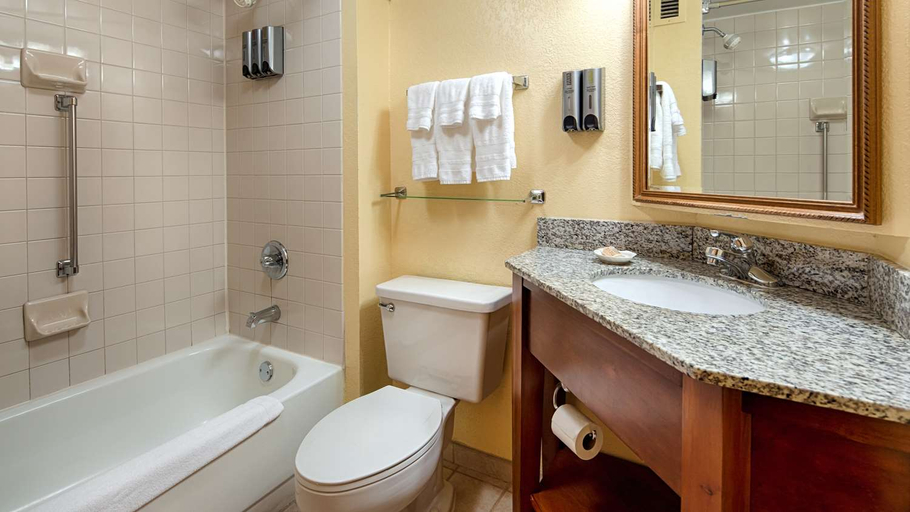 Bathroom 4, Best Western Plus Richmond Airport Hotel, Henrico