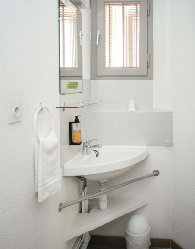 Bathroom 5, Marina Hotel Club, Var