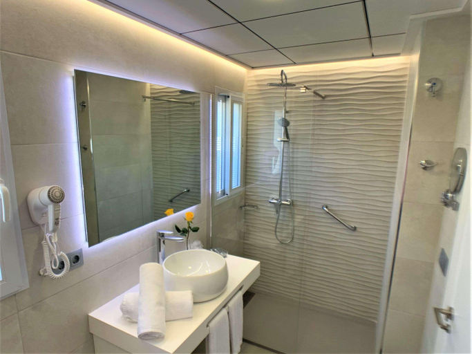 Bathroom 5, Los Alamos, Alicante