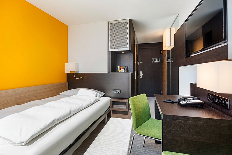 Bedroom 13