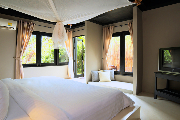 Bedroom 18