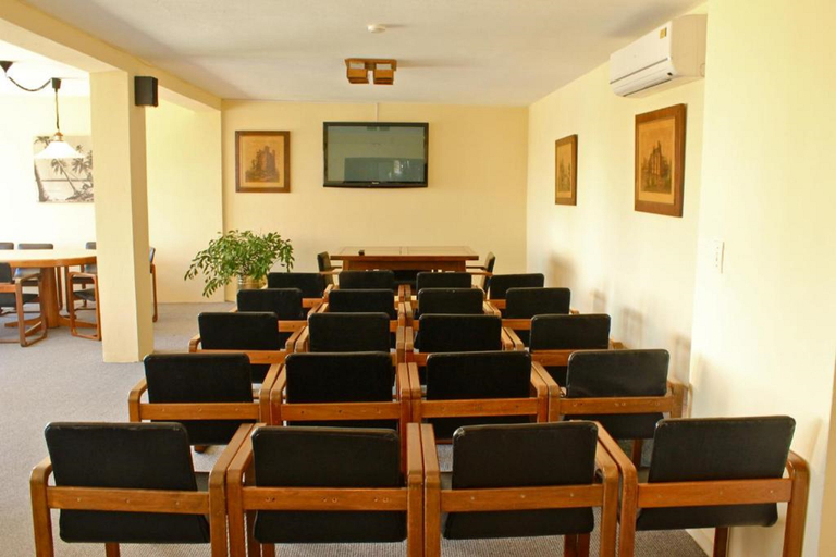Business Facilities 5, Hotel Ajax, n.a351