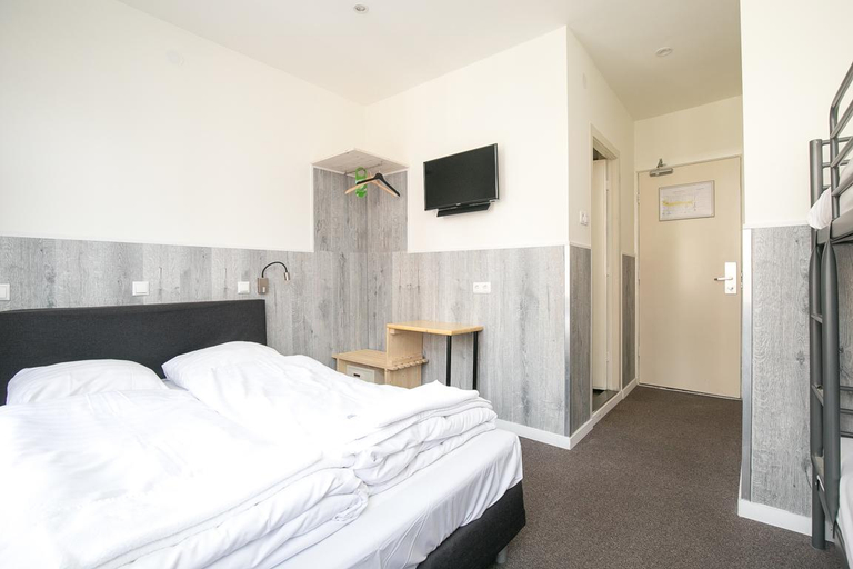 Bedroom 4, Trianon Hotel, Amsterdam