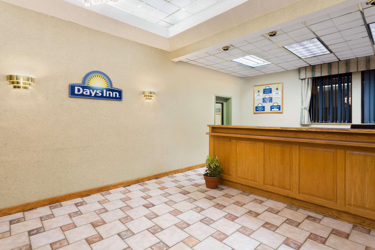 Public Area 2, Days Inn by Wyndham Biscoe, Montgomery
