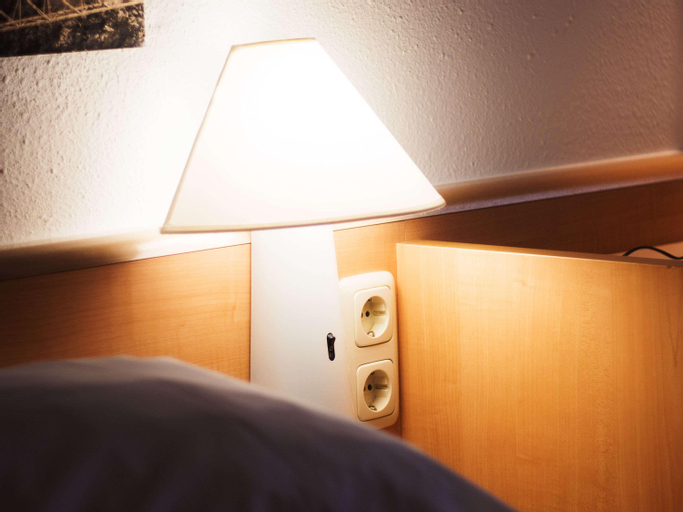 Bedroom 2, B&B Hotel Bonn-City, Bonn