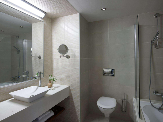 Bathroom 5, Creta Maris Resort-All Inclusive, Crete