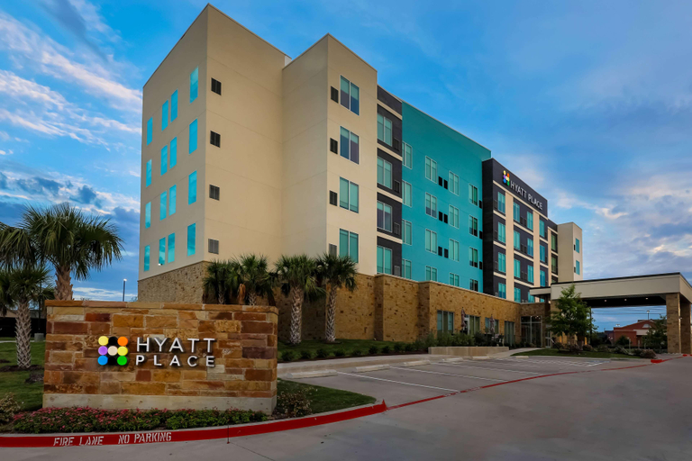 Exterior & Views 2, Hyatt Place Waco, McLennan