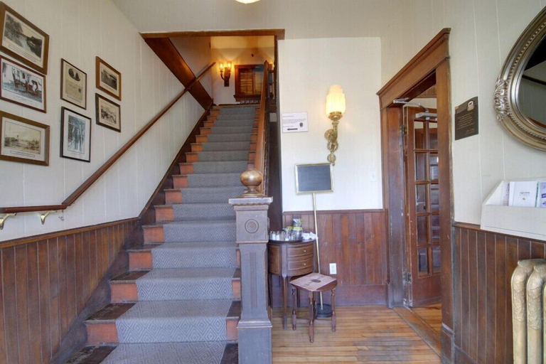 Public Area 2, Auberge Ayers Cliff, Memphrémagog