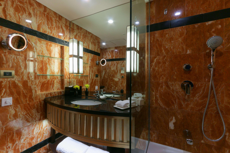 Bathroom 5, Diamond Hotel Philippines, Manila City