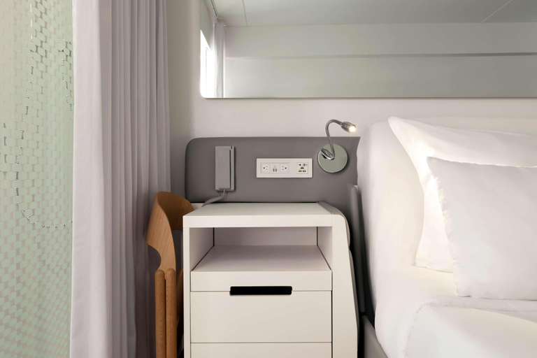 Bedroom 3, YOTEL Boston, Boston