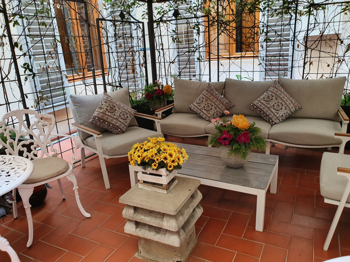 Public Area 3, Maxim Axial, Florence