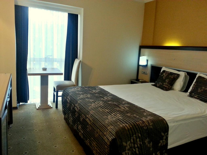Bedroom 2, Ismira, Konak