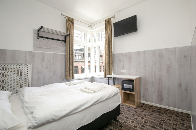 Bedroom 4, Trianon Hotel, Amsterdam