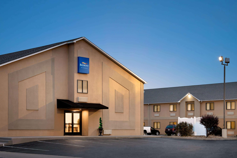 Exterior & Views 1, Travelodge by Wyndham Dexter, Stoddard